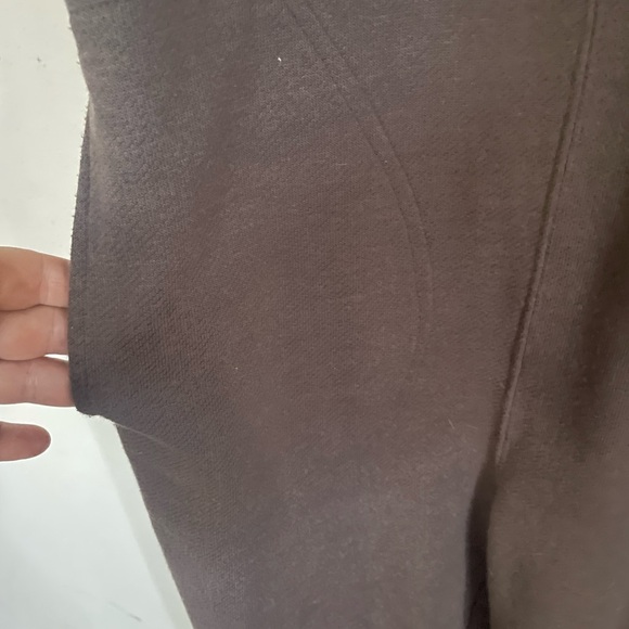 Urban Outfitters - Picture 5 of 8